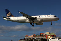 N471UA @ SXM - visitor - by Wolfgang Zilske