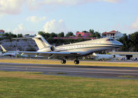 LX-GXX @ TNCM - LX-GXX