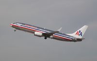 N836NN @ KLAX - Boeing 737-800 - by Mark Pasqualino