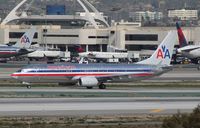 N842NN @ KLAX - Boeing 737-800 - by Mark Pasqualino