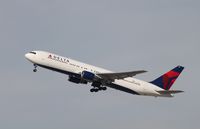 N138DL @ KLAX - Boeing 767-300 - by Mark Pasqualino