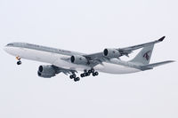 A7-HHH @ VIE - Qatar Amiri Flight - by Chris Jilli