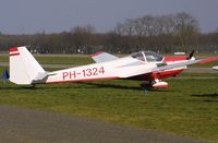 PH-1324 @ EHSE - Visiting Seppe in April 2007 - by lkuipers