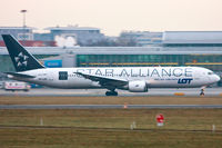 SP-LPE @ EPWA - LOT - Polish Airlines