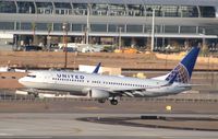 N76519 @ KPHX - Boeing 737-800