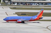 N632SW @ KFLL - Boeing 737-300 - by Mark Pasqualino