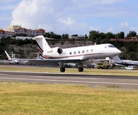 N421QS @ TNCM - N421QS