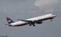 N176UW @ KFLL - Airbus A321 - by Mark Pasqualino