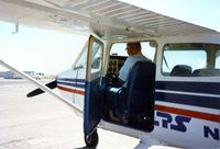 N737CL photo, click to enlarge