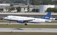 N505JB @ KFLL - Airbus A320