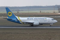 UR-GAU @ LOWW - Ukraine International Boeing 737 - by Thomas Ranner