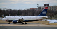 N711UW @ KDCA - DCA VA - by Ronald Barker