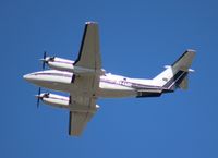 N44MR @ ORL - Beech King Air 200