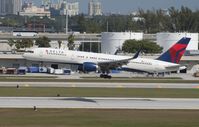 N672DL @ KFLL - Boeing 757-200