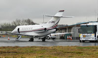 CS-DRE @ EGPH - Netjets Hawker 800XPI Being refuelled on the GAT