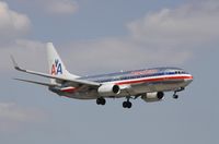 N839NN @ KMIA - Boeing 737-800 - by Mark Pasqualino