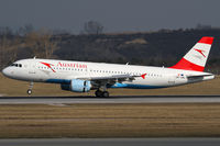 OE-LBL @ VIE - Austrian Airlines