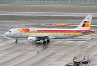 EC-KOH @ LOWW - Iberia Airbus A320 - by Thomas Ranner