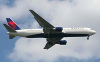 N136DL @ MCO - Delta 767-300