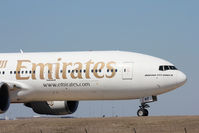 A6-EWF @ DFW - Emirates 777 at DFW Airport