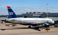 N754UW @ KDCA - DCA VA - by Ronald Barker