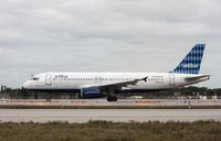 N504JB @ KFLL - Airbus A320