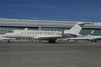EC-KKN @ LOWW - Globalexpress - by Dietmar Schreiber - VAP