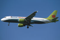 G-BXKA @ KORD - Apple Vacation A320 - by Andy Graf - VAP