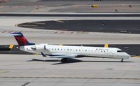 N616QX @ KPHX - CL-600-2C10