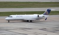 N924SW @ KIAH - CL-600-2B19 - by Mark Pasqualino