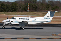 N143DE @ KPDK - Canon 40D / Canon 28-135 L I - by ichobean