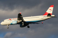 OE-LBL @ VIE - Austrian Airlines
