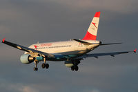 OE-LDB @ VIE - Austrian Airlines