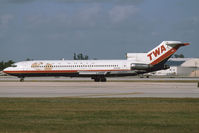 N64339 @ KMIA - TWA 727-200