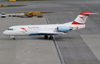 OE-LFL @ LOWW - Austrian Fokker 70 - by Thomas Ranner