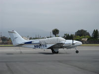 N807TH @ OXR - 1977 Beech 58 BARON, two Continental IO-520-C 285 Hp each - by Doug Robertson