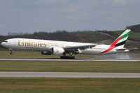 A6-ECX @ VIE - Emirates