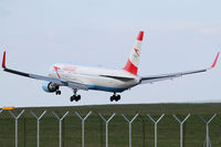 OE-LAW @ VIE - Austrian Airlines