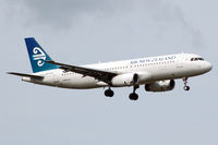 ZK-OJQ @ NZAA - At Auckland - by Micha Lueck