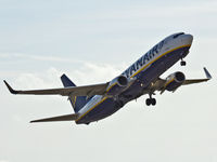 EI-EST @ EGNX - Windy take off at East Midlands Airport