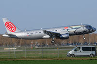 OE-LEG @ VIE - NIKI - by Chris Jilli