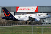 OO-SSR @ VIE - Brussels Airlines - by Chris Jilli