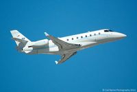 N282CM @ FLL - Taken from the Hibiscus car park viewing area. - by Carl Byrne (Mervbhx)