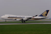 9V-SFN @ LOWW - Singapore Airlines Boeing 747-400 - by Dietmar Schreiber - VAP