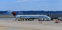 N981DL @ KDCA - DCA VA - by Ronald Barker
