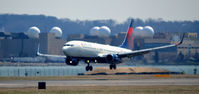 N3763D @ KDCA - Approach DCA - by Ronald Barker