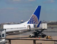 N24202 @ KDCA - Parking, catering DCA - by Ronald Barker