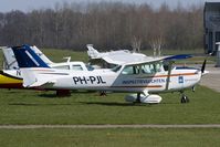 PH-PJL @ EHTE - The Dutch Highway Agency (Rijkswaterstaat) is using this 172 for inspection flights.