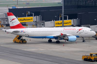 OE-LBW @ VIE - Austrian Airlines - by Chris Jilli