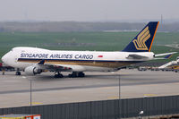 9V-SFN @ VIE - Singapore Airlines Cargo - by Chris Jilli